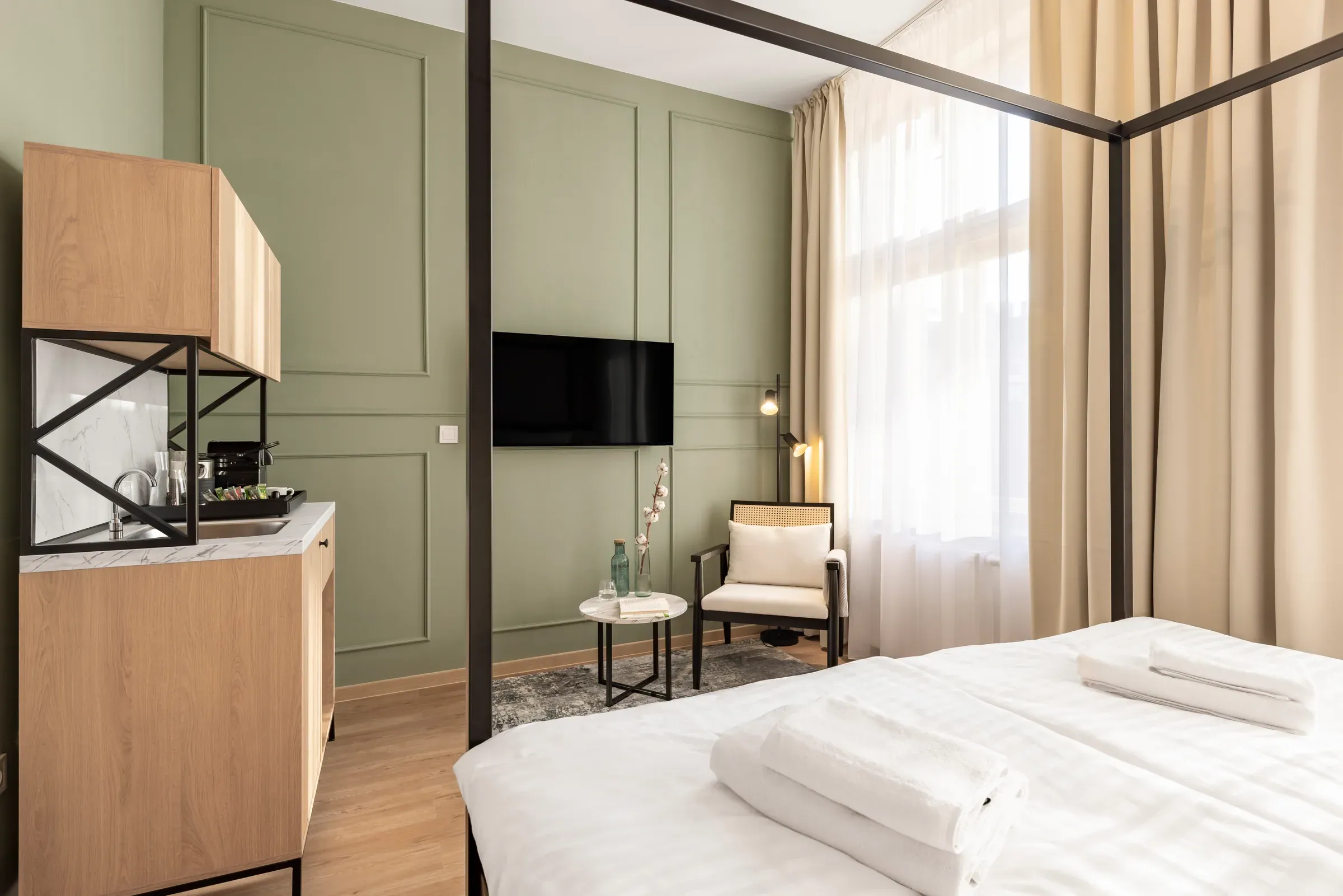 Family Apartment with Kitchenette — Fotka 3