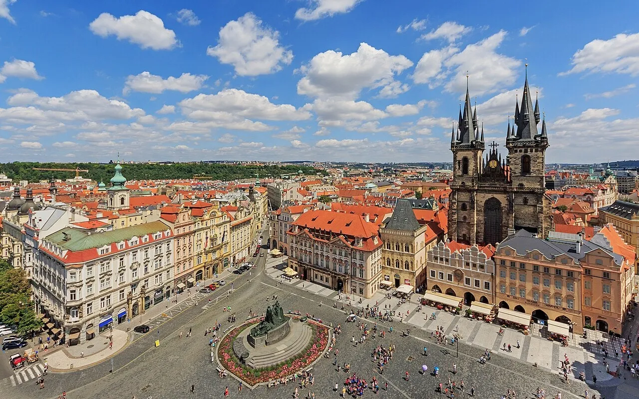Staroměstské náměstí